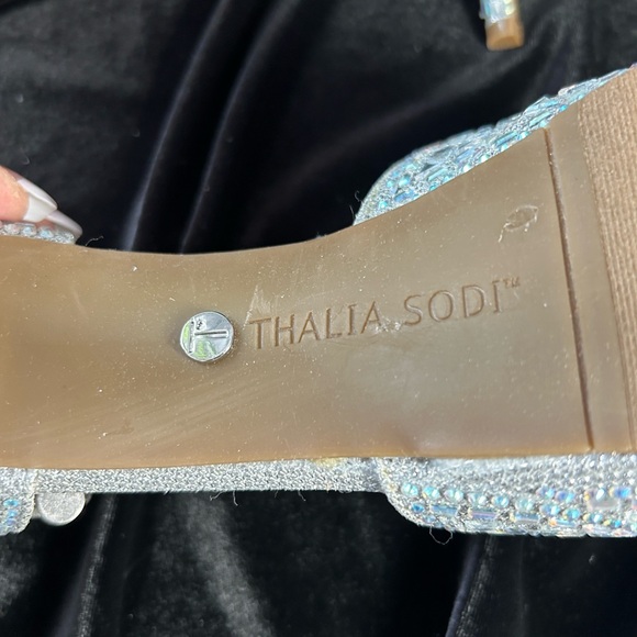 NWT THALIA SODI SUPER SPARKLING HEELS. 11M - Picture 10 of 12